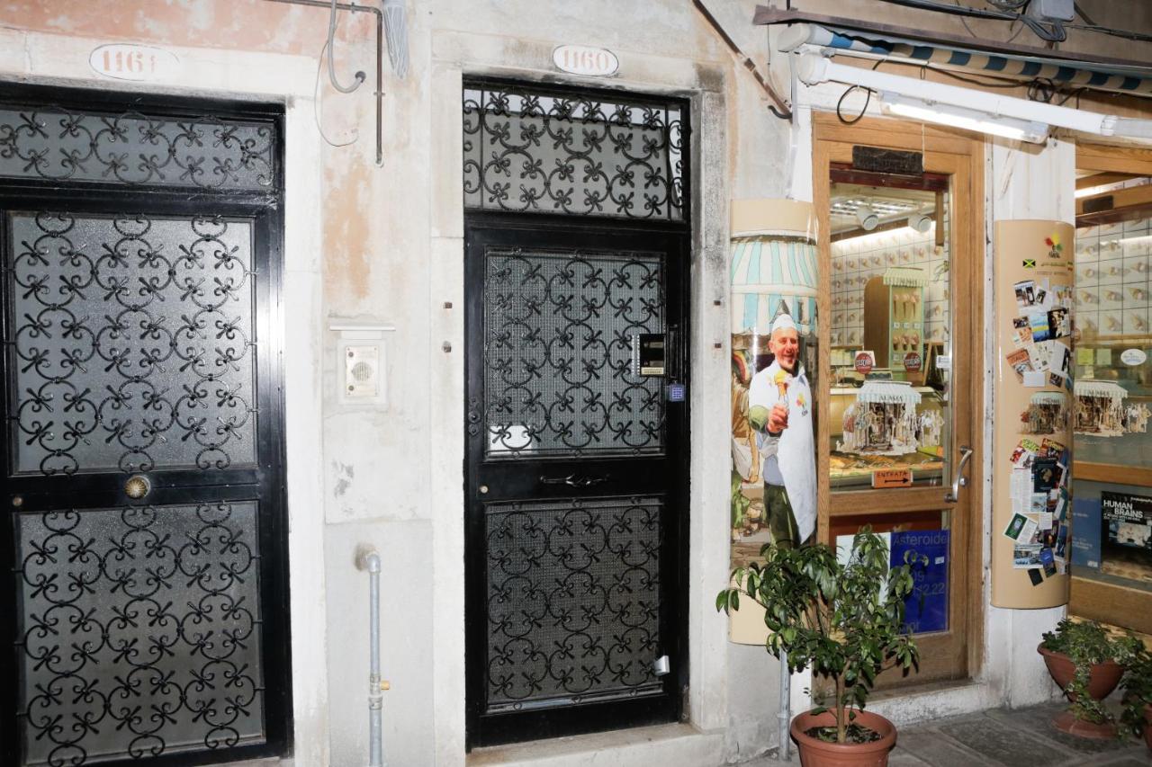 Santa Croce Guest House Venecia Exterior foto